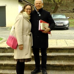 Elisabeth Huber und Siegfried Kager - wir sagen DANKE für Gesang und Orgelspiel für Anneliese